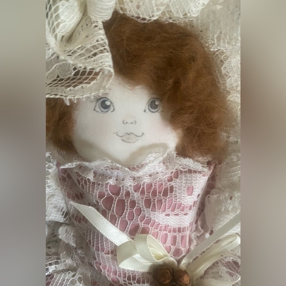 1993 Ozark Mtn Crafts Handmade Fabric Doll - Picture 2 of 15